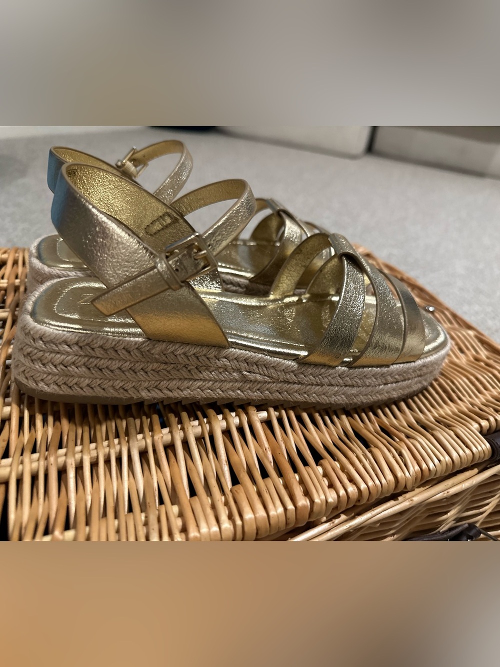 Zara Metallic Gold Strappy Sandals with Ankle Buckle Sz 36